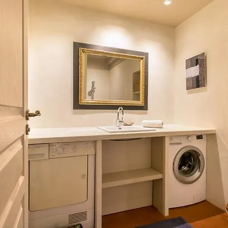 Le Saint Michel شقة ديجون